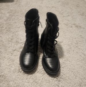 Band new black snakeskin ankle boots size 9